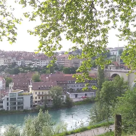 Near Main Station Homestay Bern